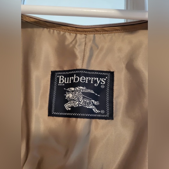 Women’s Burberry Vintage Trench-Coat - Picture 3 of 13